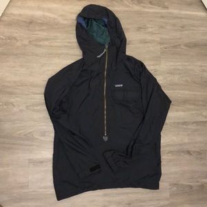 Patagonia windbreaker
